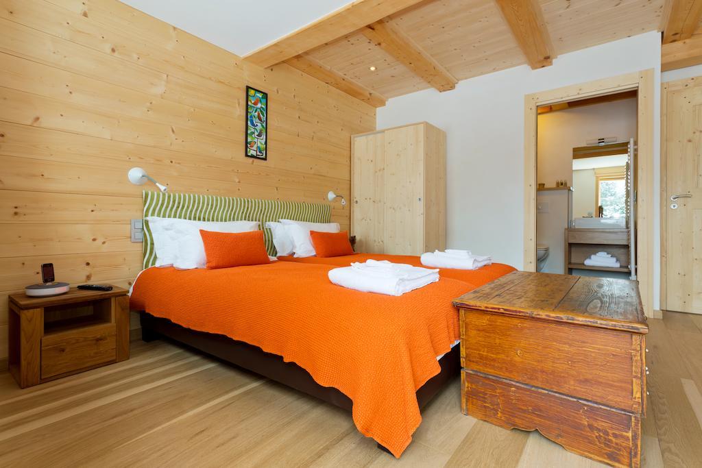 שאמוני Chalet Isabelle Mountain Lodge 5 Star 5 Bedroom En Suite Sauna Jacuzzi מראה חיצוני תמונה